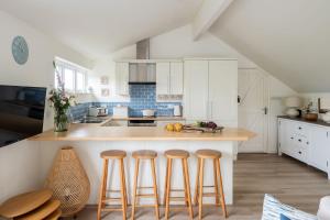 Η κουζίνα ή μικρή κουζίνα στο Blue Haze