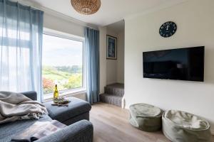 Μια τηλεόραση ή/και κέντρο ψυχαγωγίας στο Blue Haze