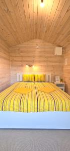 Letto o letti in una camera di Jõekääru Camping