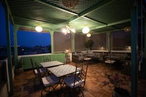 Balkón nebo terasa v ubytování Riad Fez Mahal