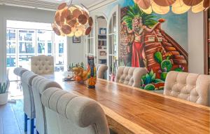 Χώρος καθιστικού στο Cozy Home In Den Haag With Wifi