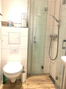 Koupelna v ubytování Große Ferienwohnung zwischen Kassel und Göttingen auf dem Land