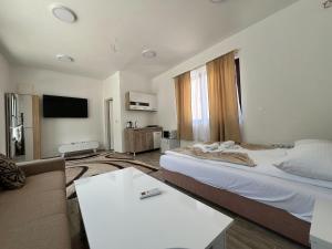 Μια τηλεόραση ή/και κέντρο ψυχαγωγίας στο Bella Heart of Old Town