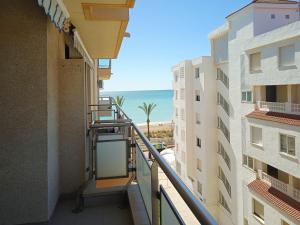Balkón alebo terasa v ubytovaní Apartamentos Surfing 3000