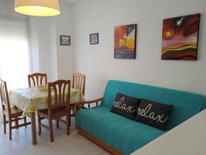 Posedenie v ubytovaní Apartamentos Surfing 3000
