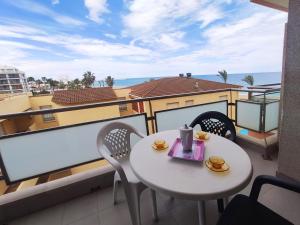 Balkón alebo terasa v ubytovaní Apartamentos Surfing 3000