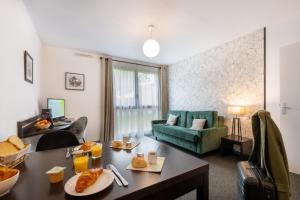 Posezení v ubytování Nemea Appart Hotel Toulouse Aéroport