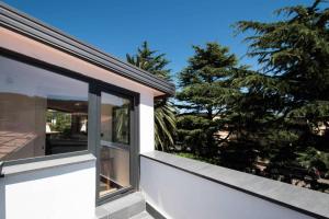 A balcony or terrace at Villa il Cedro