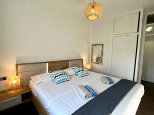 Vila Vera Seafront Apartments客房内的一张或多张床位