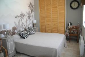 Postel nebo postele na pokoji v ubytování Une Chambre à la Campagne