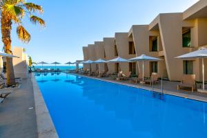 Basen w obiekcie White Olive Elite Rethymno lub w pobliżu