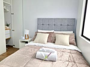 Postel nebo postele na pokoji v ubytování Habitación en departamento Compartido - La Paz 504