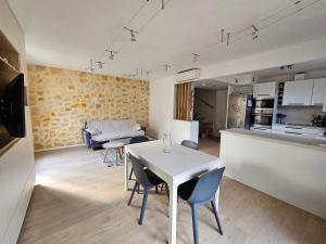 Fotografia z galérie ubytovania Agréable maison avec grande terrasse au calme v destinácii Antibes