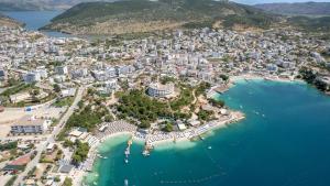 Φωτογραφία από το άλμπουμ του Vila Ylli Gjika σε Εξαμίλι