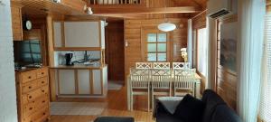 Køkken eller tekøkken på Alppiruusu A