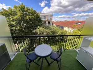 Μπαλκόνι ή βεράντα στο Studio cosy, calme et confort