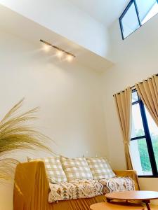 Gallery image of Inplana Cabin in Tjiandjur +27 photos