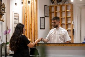 Hosté ubytování Art Hotel + 37 fotografií