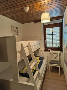 Postel nebo postele na pokoji v ubytování Ferienwohnung im Haus Castor