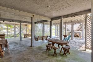 Billede fra billedgalleriet på New Listing Spotlight! Pink Palace i Dauphin Island