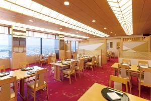 A restaurant or other place to eat at Okura Act City Hamamatsu