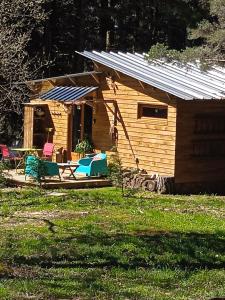 Zahrada ubytování Chalet libellule Domaine de la Mamounette