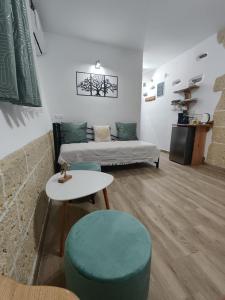 Kuchyň nebo kuchyňský kout v ubytování Orange Garden Double Rooms