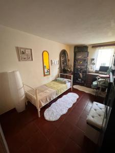 Afbeelding uit fotogalerij van Casa indipendente con terrazzo e posto auto in Cademario +5 foto's