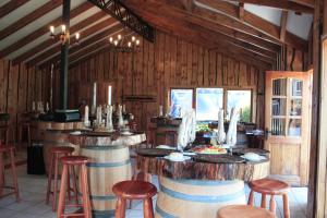 Restaurant ou autre lieu de restauration dans l'établissement Hotel Borde Lago