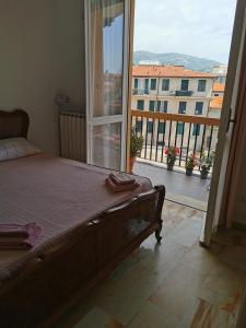 Ένα ή περισσότερα κρεβάτια σε δωμάτιο στο LA CASA DI RI