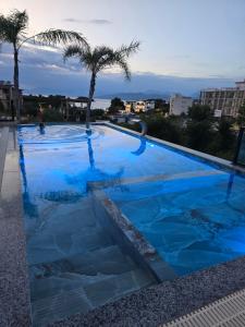 Bazén v ubytování Sunlight Hotel nebo v jeho okolí