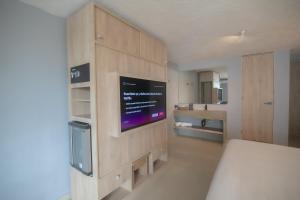 TV a/nebo společenská místnost v ubytování Mood Matuna Hotel Cartagena