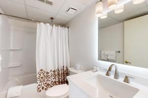 Ένα μπάνιο στο Waikiki Condos +16 φωτογραφίες