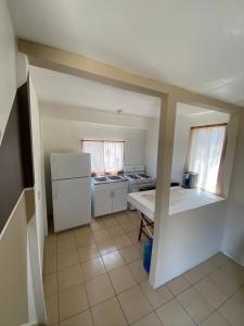 Η κουζίνα ή μικρή κουζίνα στο Casa chica +7 φωτογραφίες