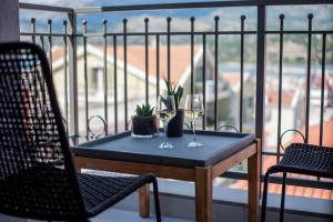 Balkón alebo terasa v ubytovaní De Bosset Suites Kefalonia