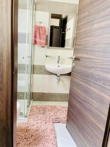 Bilik mandi di Birgu 2BR comfort Apartment by Holi