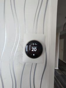 Fotografie z fotogalerie ubytování LENS, Bel appartement lumineux spacieux en centre ville 3 chambres v destinaci Lens + 22 fotografií