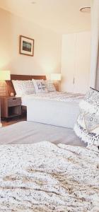 Gallery image of Modern & Cozy Unit Just Steps from Terrigal Beach in Terrigal