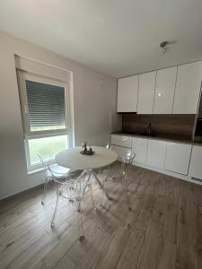 Kuchyň nebo kuchyňský kout v ubytování Ruby's Home