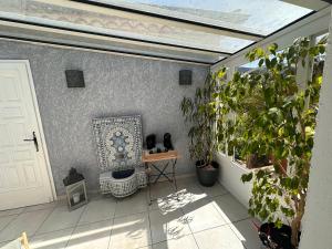 La villa des oliviers外面的花园