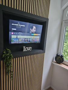 Fotografie z fotogalerie ubytování Tautraum Suite mit Whirlpool und grünem Ausblick v destinaci Wilhelmshaven