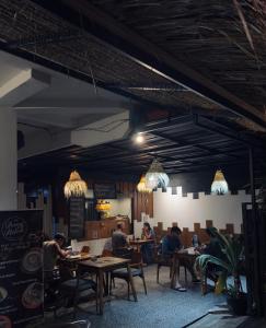 Dong Paloh Hostel的休息区