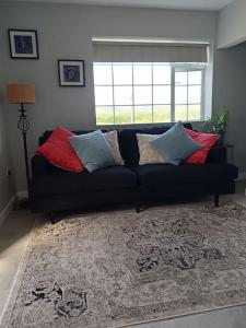 Posezení v ubytování Dingle Escape -2 Bed -Sleeps 4