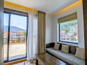 Ein allgemeiner Bergblick oder ein Berglick von des Hotels aus