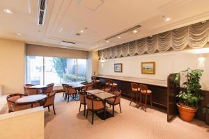 Posezení v ubytování Hotel Sunroute Niigata + 37 fotografií