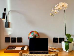 TV a/nebo společenská místnost v ubytování Sokkool Coliving and Coworking