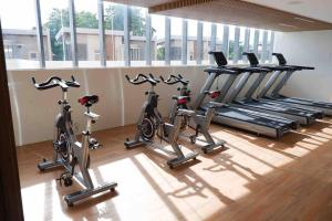Fitness centrum a/nebo fitness zařízení v ubytování Yvonne Condo at Primeworld Lapu Lapu, Mactan Cebu