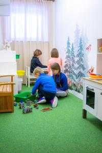 Majutusasutuse Hotel Alpen Arnika külastajad