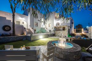 Бассейн в Casa Verde Di Naxos или поблизости