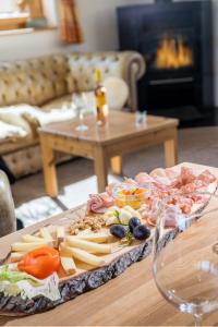 Billede fra billedgalleriet på Reitstall und Saloon San Jon i Scuol